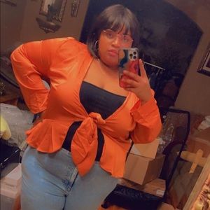 NASTY GAL TIE FRONT SATIN BLOUSE SIZE 22 NWT